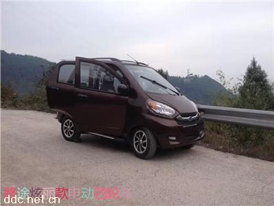  四人四坐路途炫丽款四轮电动汽车